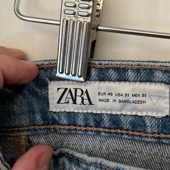 Zara Light Blue Butterfly Jeans - Picture 4 of 4